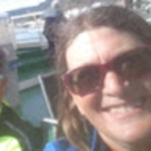 Meet your Posher, Saralyn